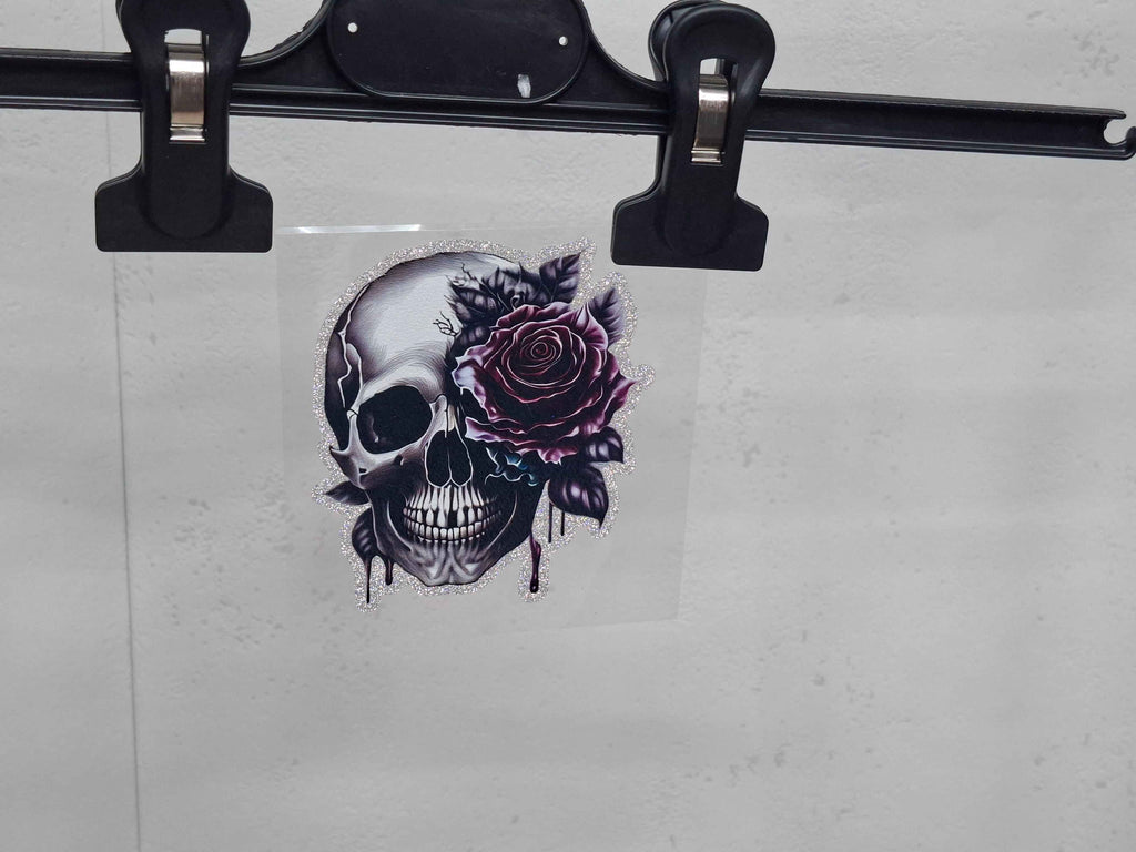 Trinkbecher mit Deckel und Strohhalm in Schwarz – Einzigartige Designs für jeden Anlass - Nicky's Kleiderstuebchen