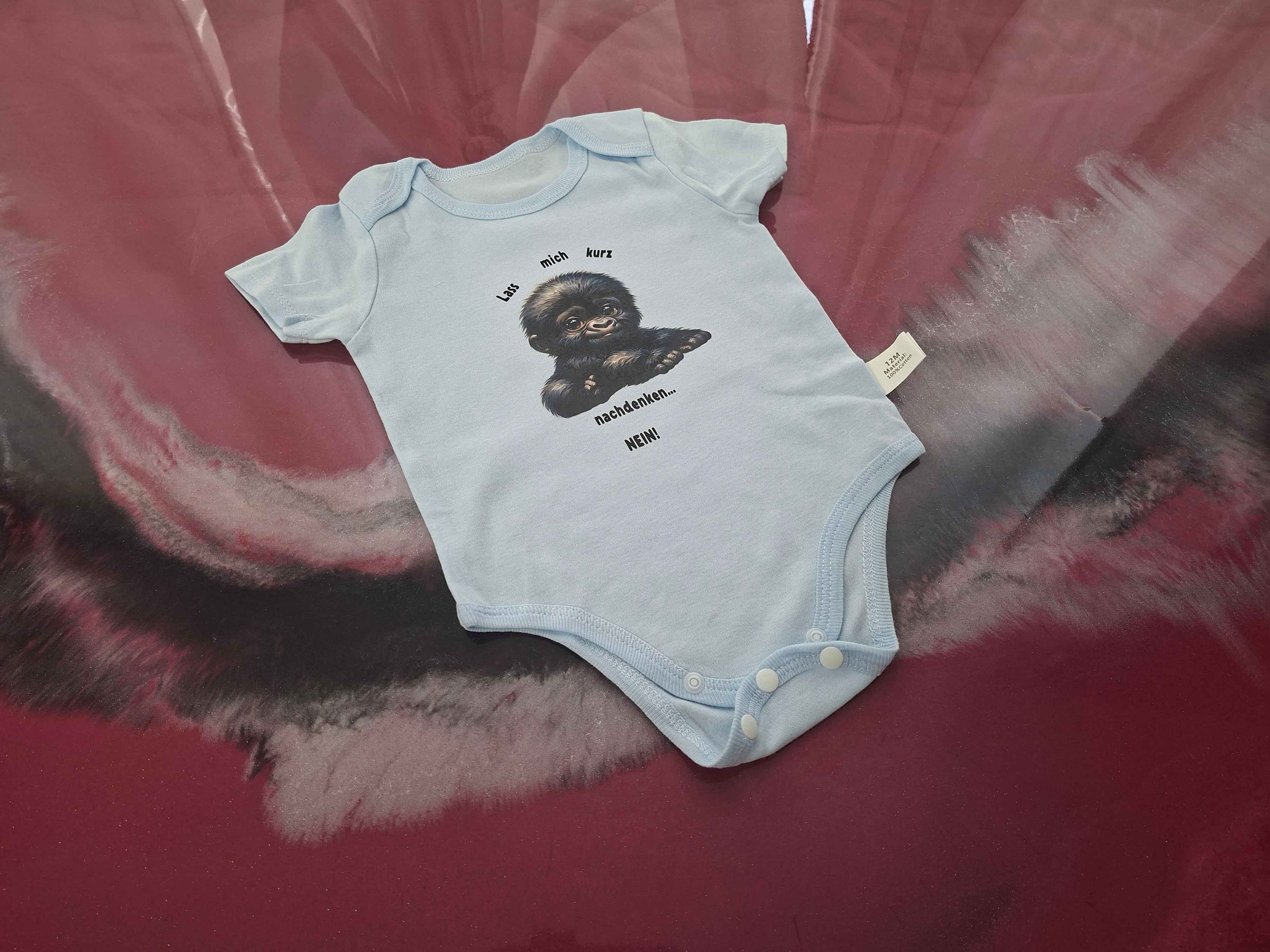 Personalisierte Baby-Bodys in vielen Farben, und jedes kann mit Sprüchen oder Motiven hergestellt werden. - Nicky's Kleiderstuebchen