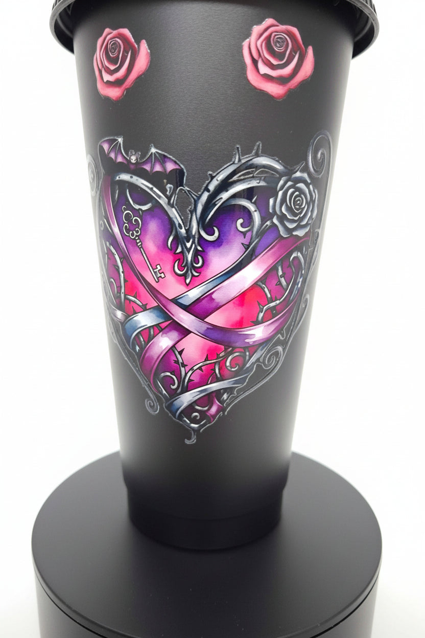 Trinkbecher mit Deckel und Strohhalm in Schwarz – Einzigartige Designs für jeden Anlass - Nicky's Kleiderstuebchen
